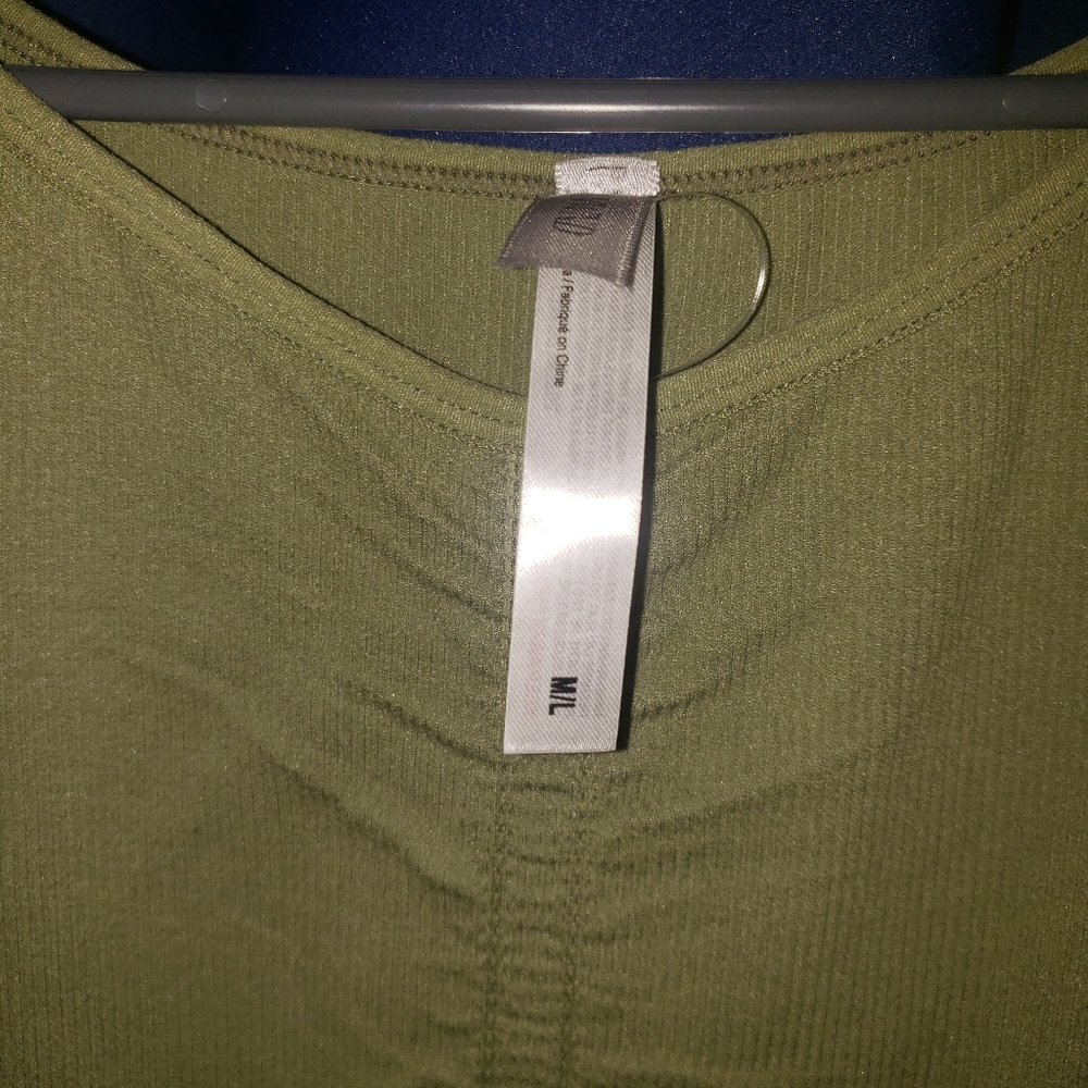 NWT Cute bodysuit - Picture 3 of 3